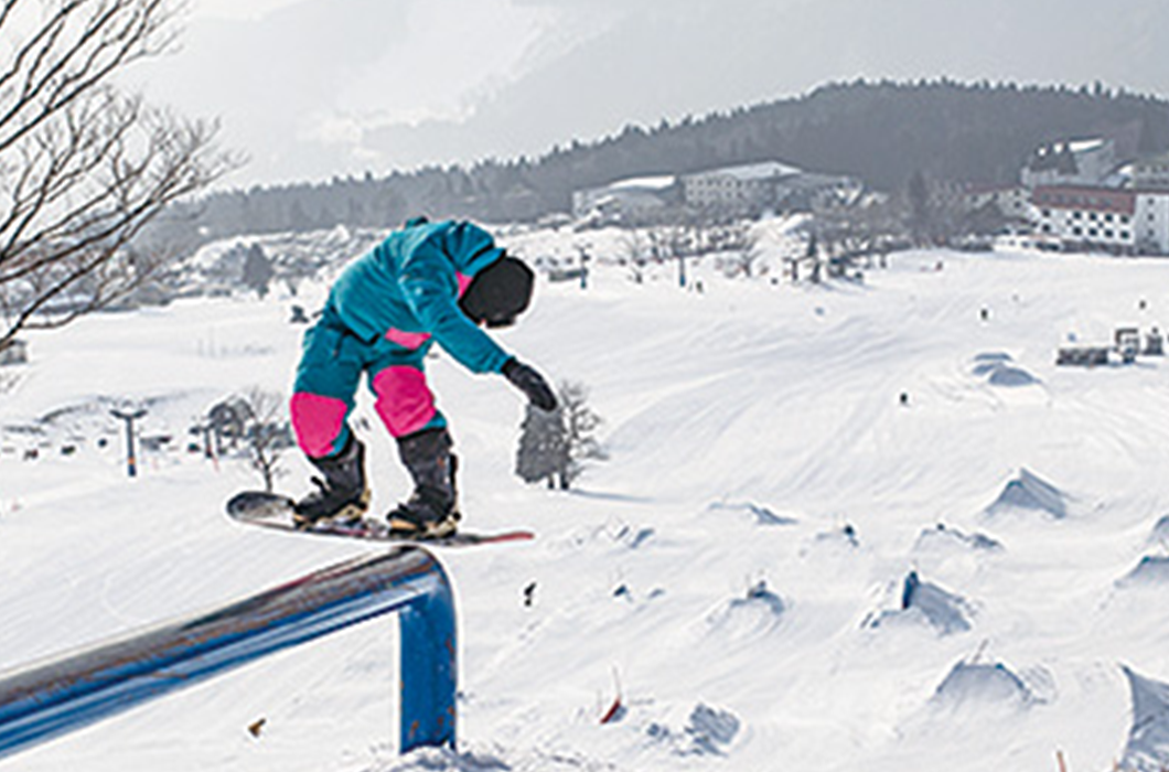 【ハチ北スキー場】スキー場のフードコートスタッフ！