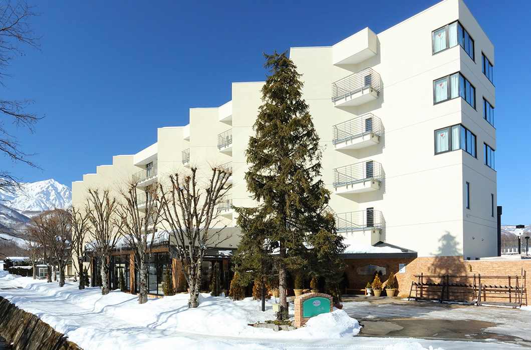 【白馬エリア*長野】ホテルでのフロントスタッフ！*友人・カップル・夫婦のペア就業歓迎